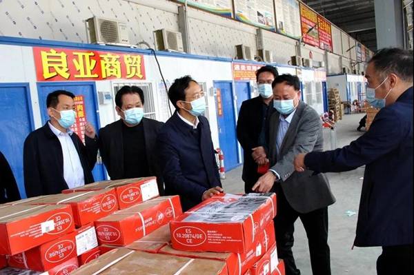 守護(hù)節(jié)前“菜籃子”安全，商丘市市場(chǎng)監(jiān)管局開(kāi)展食用農(nóng)產(chǎn)品批發(fā)市場(chǎng)專項(xiàng)督導(dǎo)檢查